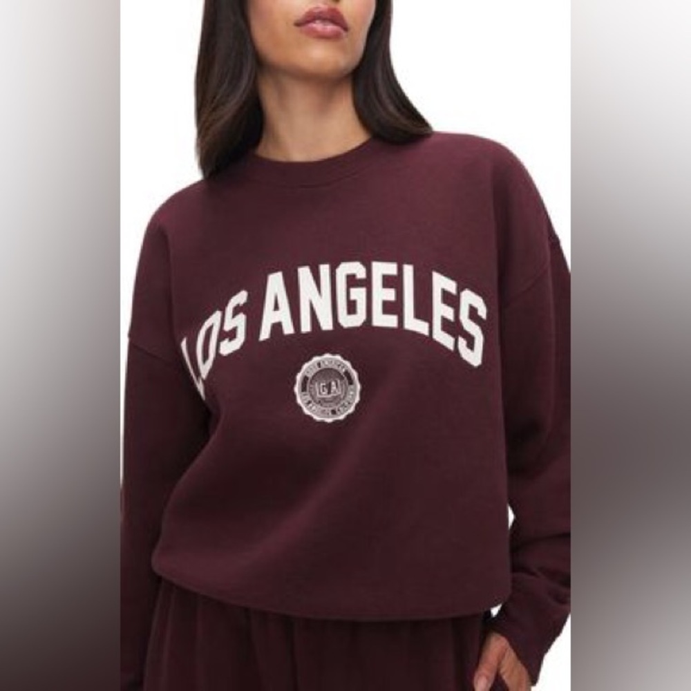 Good American Los Angeles Brushed Fleece Graphic Sweatshirt in Malbec